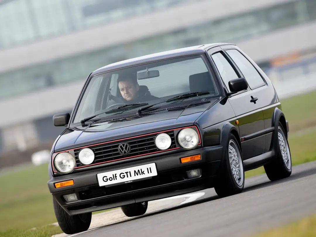 volkswagen_golf_gti_84