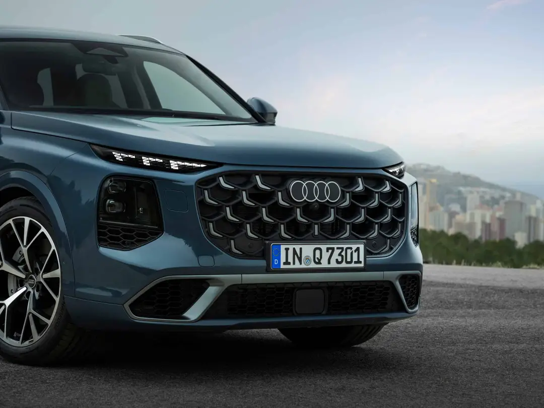 2027-Audi-Q7-8