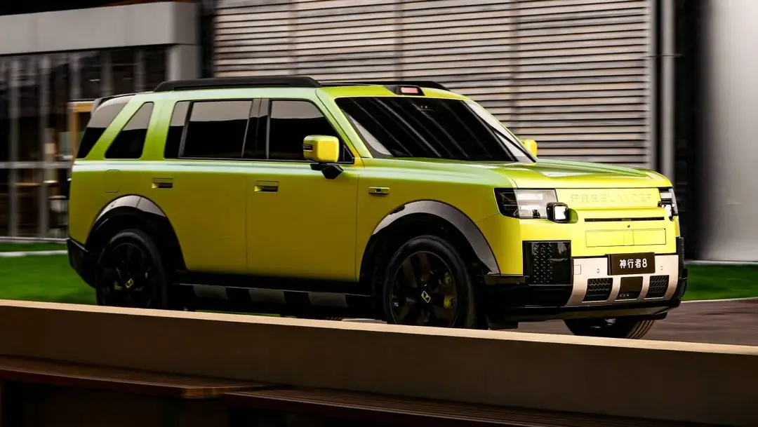 New Freelander 8 - dynamic front angled_o3jsrd