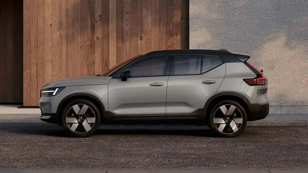 2028-volvo-xc40