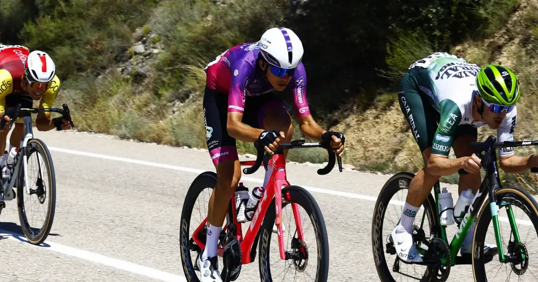 vuelta spain escapada