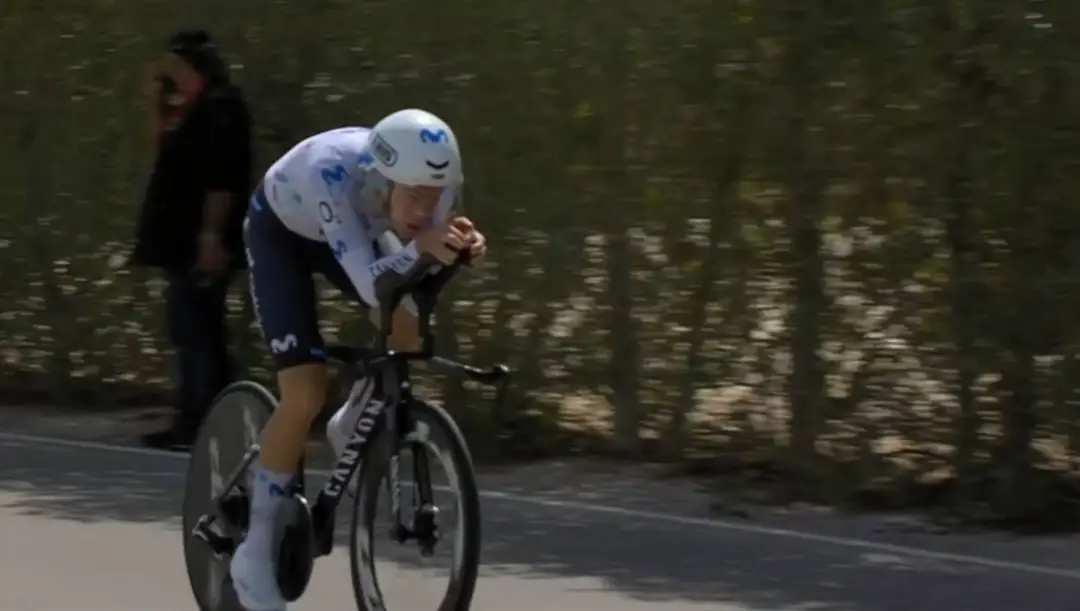 Pablo Castrillo, en la contrarreloj del UAE Tour 2026.
