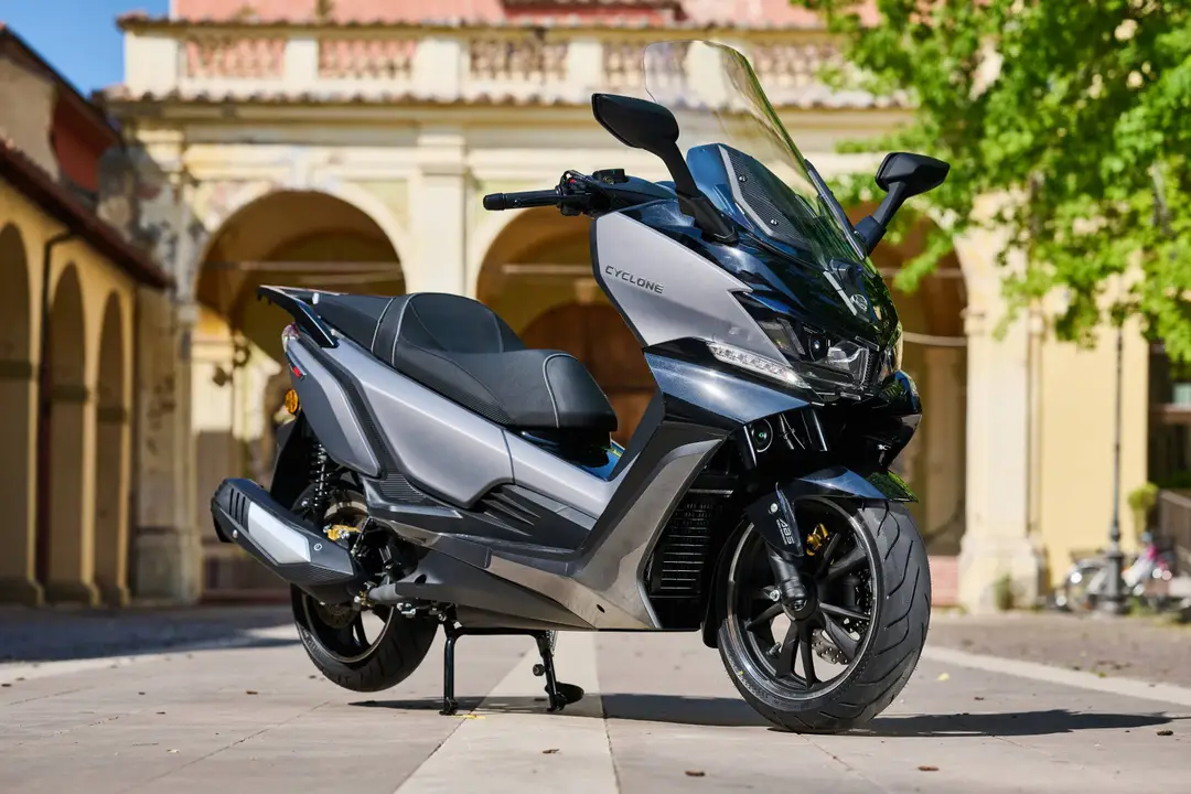 CYCLONE RT3S