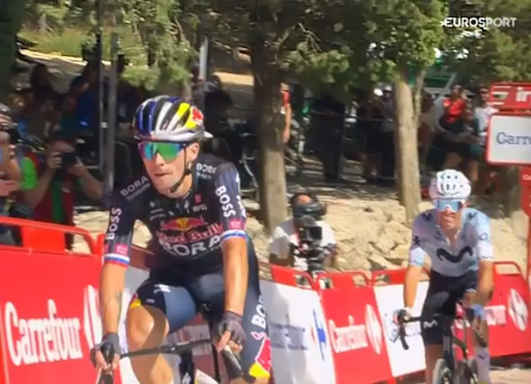 Primoz Roglic ataca e deixa Enric Mas 'nas covas'