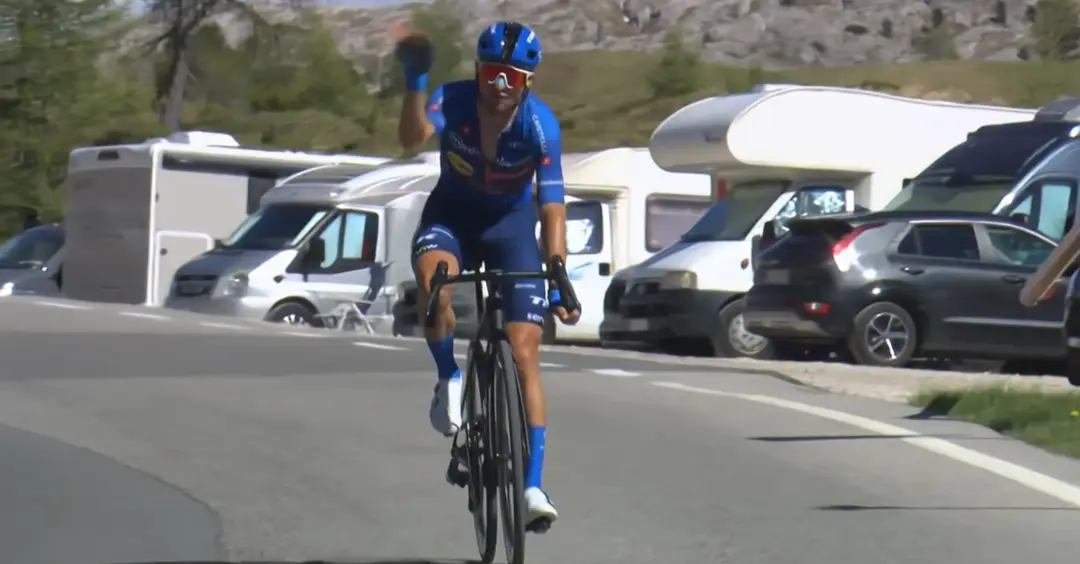Giulio Ciccone was visibly irritated after Einer Rubio won the KOM sprint on Passo Falzarego