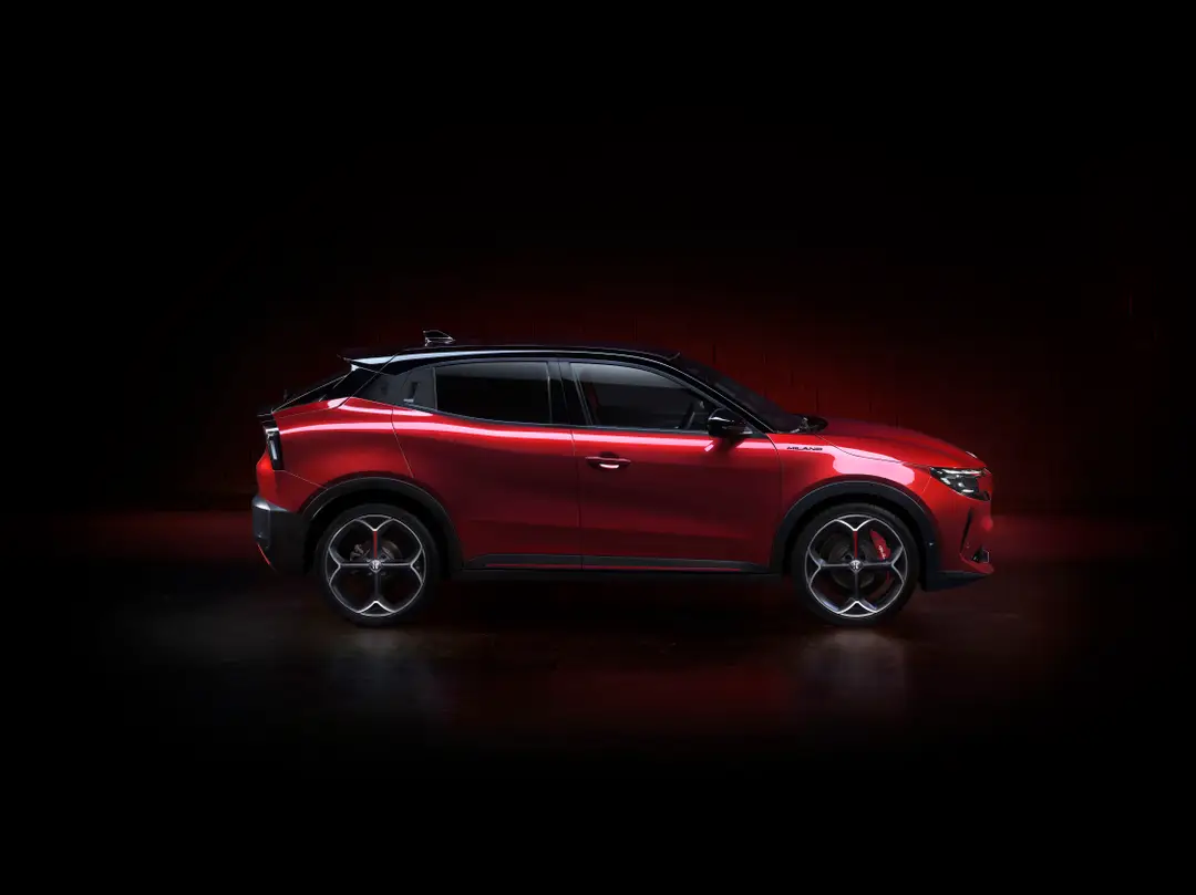 04 alfa romeo junior exterieur
