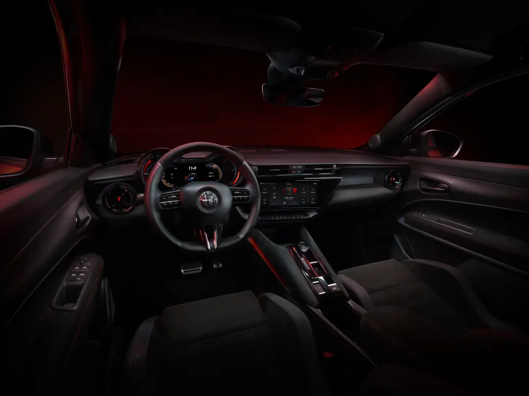 32 alfa romeo junior interieur