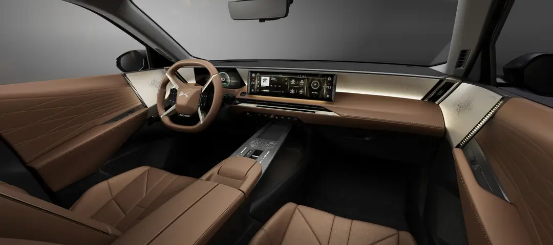 2024 12 new ds interior alezan brown