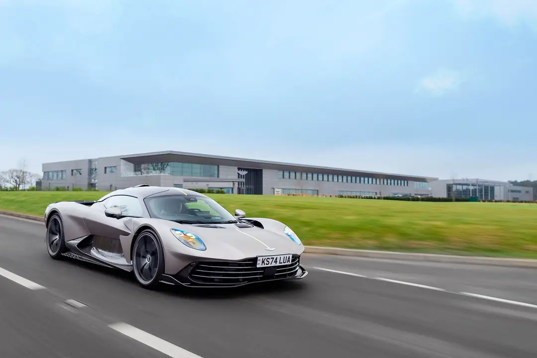 aston martin valhalla 01