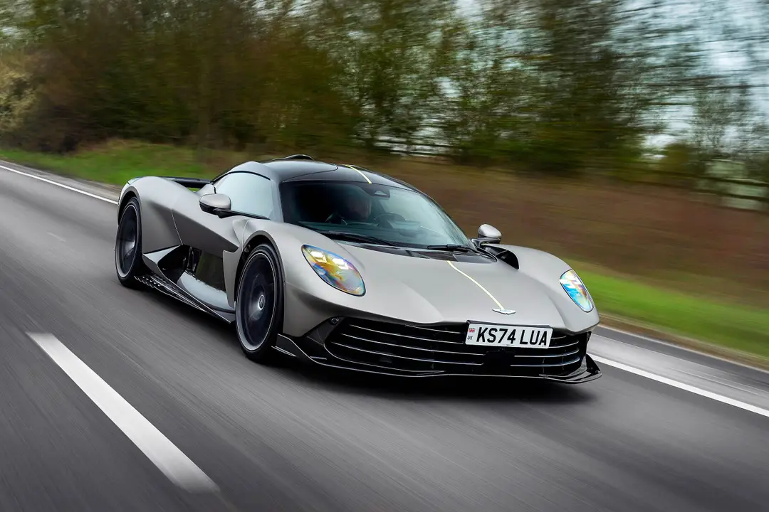 aston martin valhalla 05