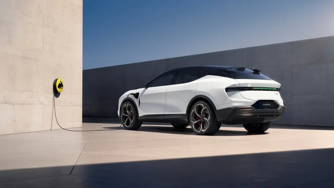 lotus eletre 600 my2026 side