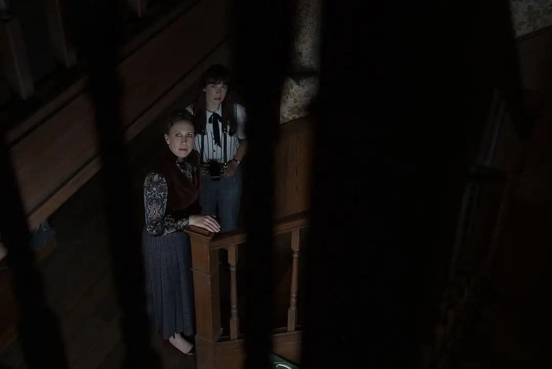 the conjuring last rites st 4 jpg sd low 2025 warner bros entertainment inc all rights reserved photo credit giles keyte
