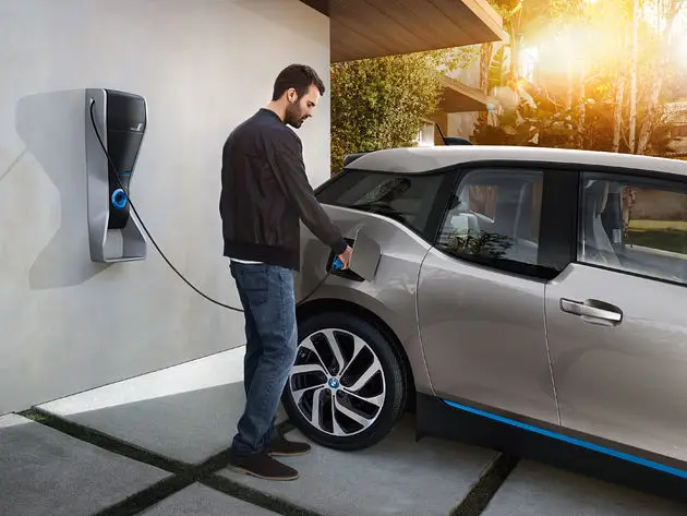 bmw-i-charged