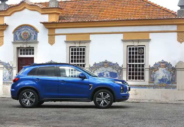 Mitsubishi_ASX_2019_02