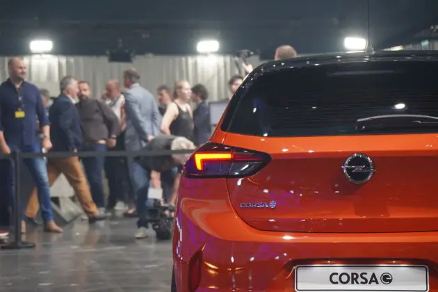 Opel_Corsa_e_5