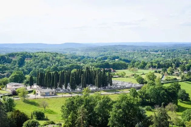 <em>Village de Montmarsis in de Dordogne<\/em>