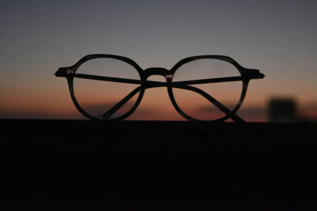Smart glasses