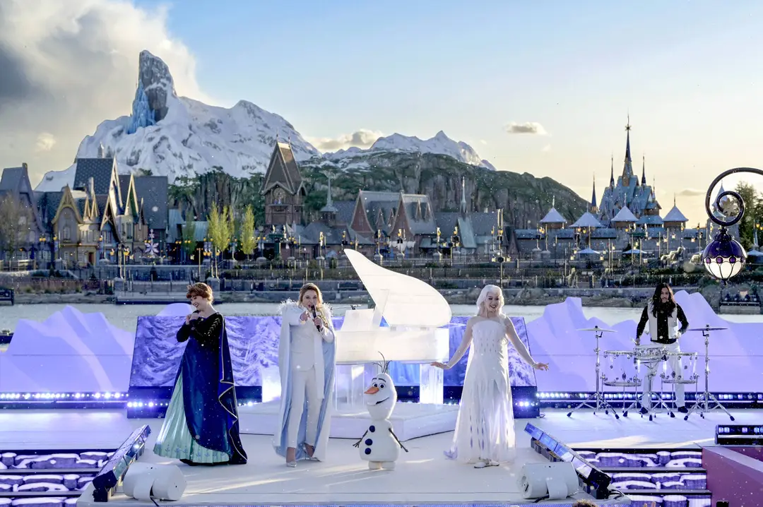 DisneylandParis_DisneyAdventureWorld_Inauguration_Frozen scene_Horizontal