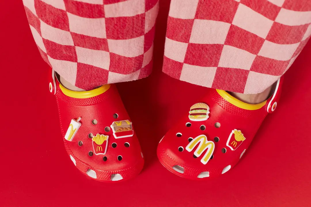 230927 mcdonalds crocs 2895 scaled