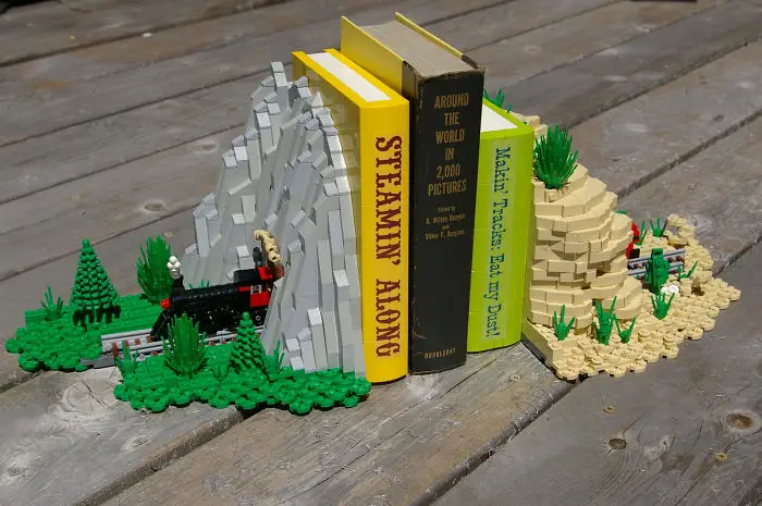 alternative creative ways to use lego 22 58d4d90f81292 700