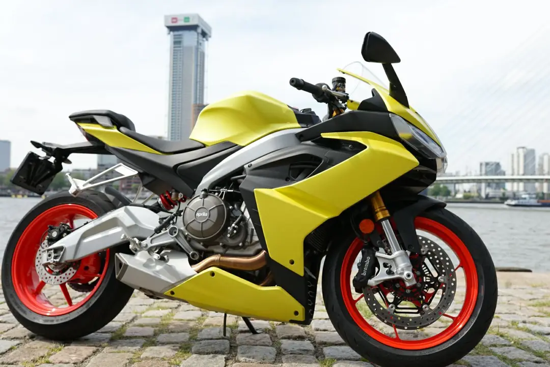aprilia rs660 fhm15