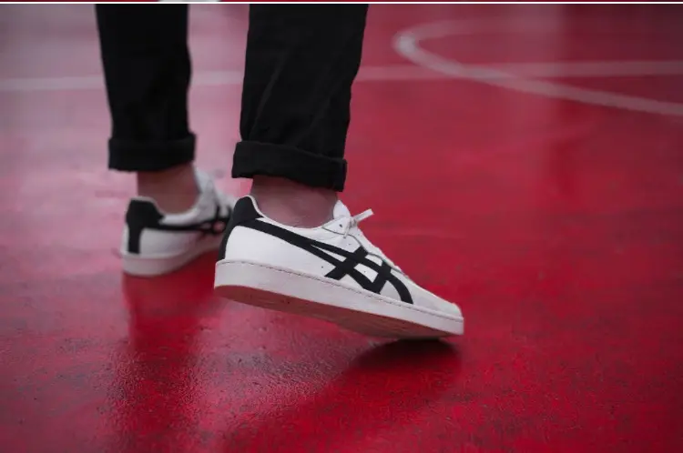 asics bruut