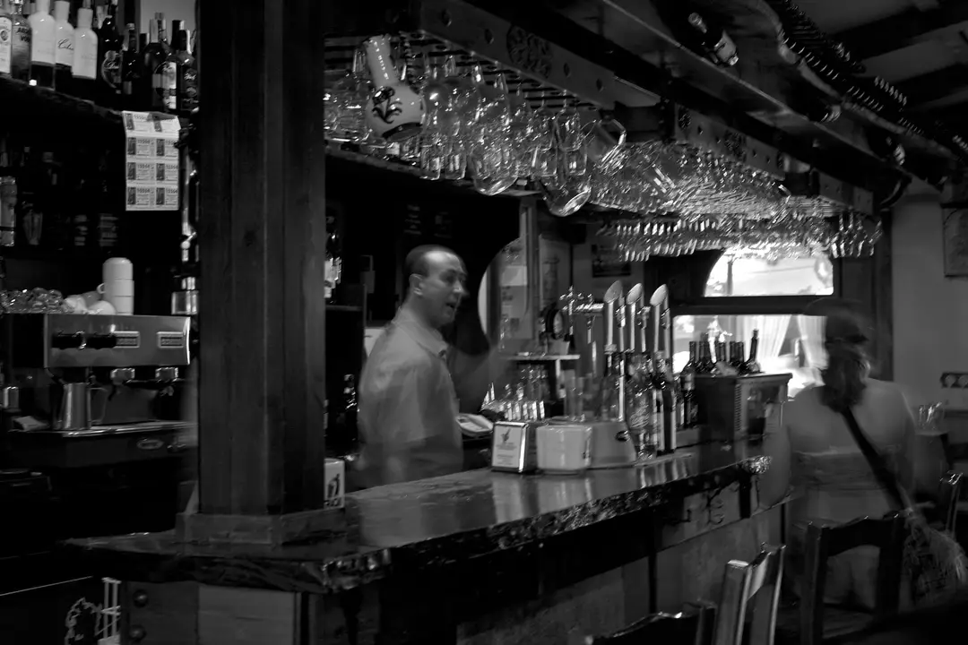 at the bar 287320491129