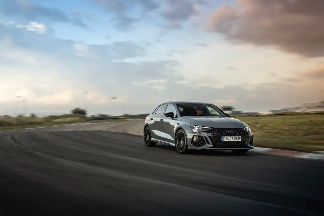 audi rs3 fhm04