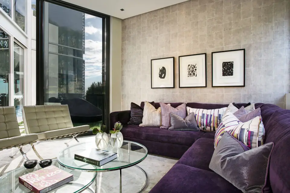 clifton2a 2 int04 family room 001 hr al