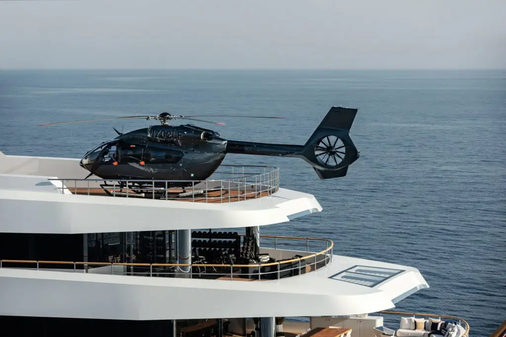 feadship lonian k 3580431e48aedf97dcedf972d1481942 1024x683