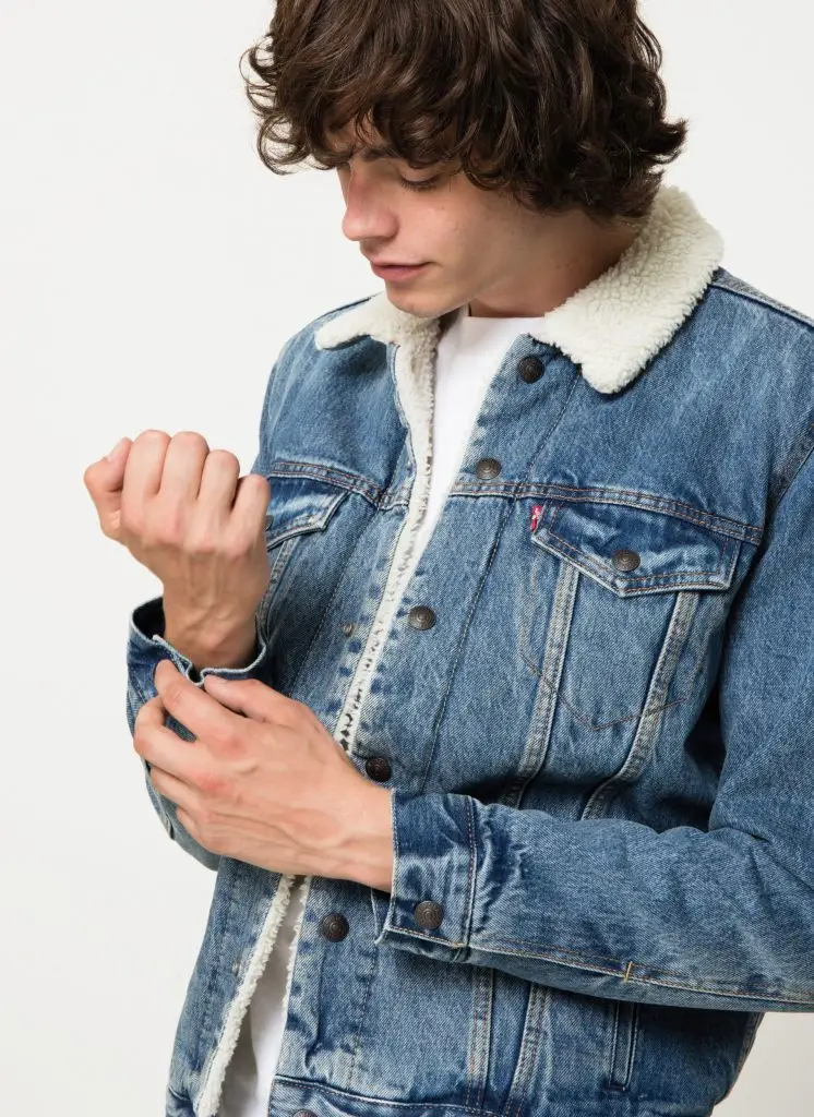 foto levis 746x1024