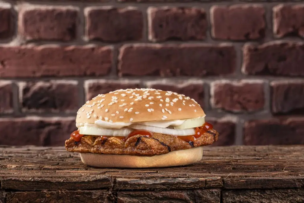 frikandelburger01 2 1024x683