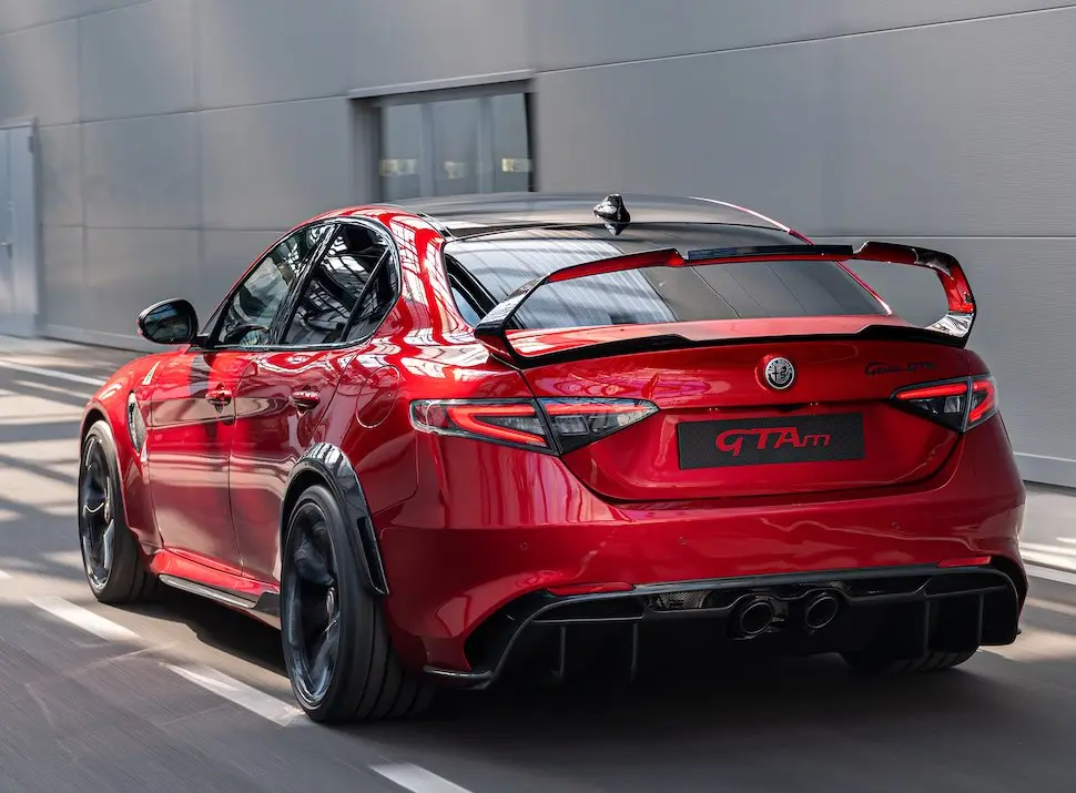 giulia gta achterkant