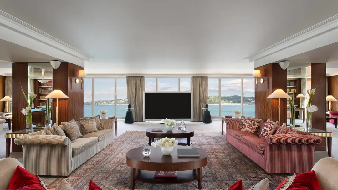gvalc penthouse suite 6916 hor wide