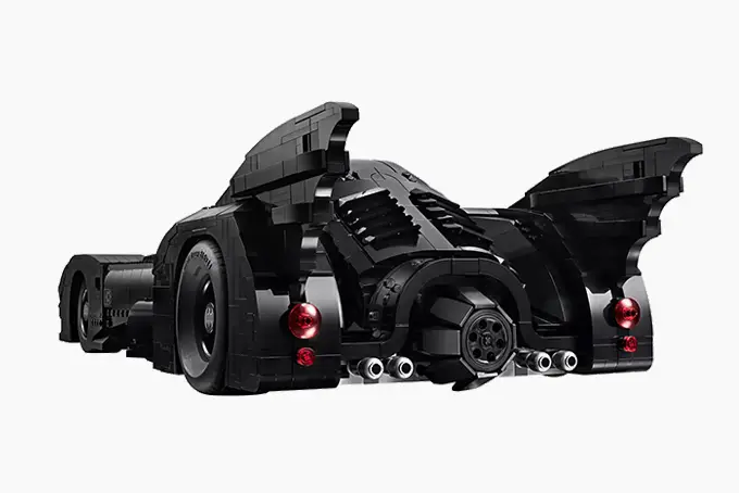 lego dc batman 1989 batmobile 3
