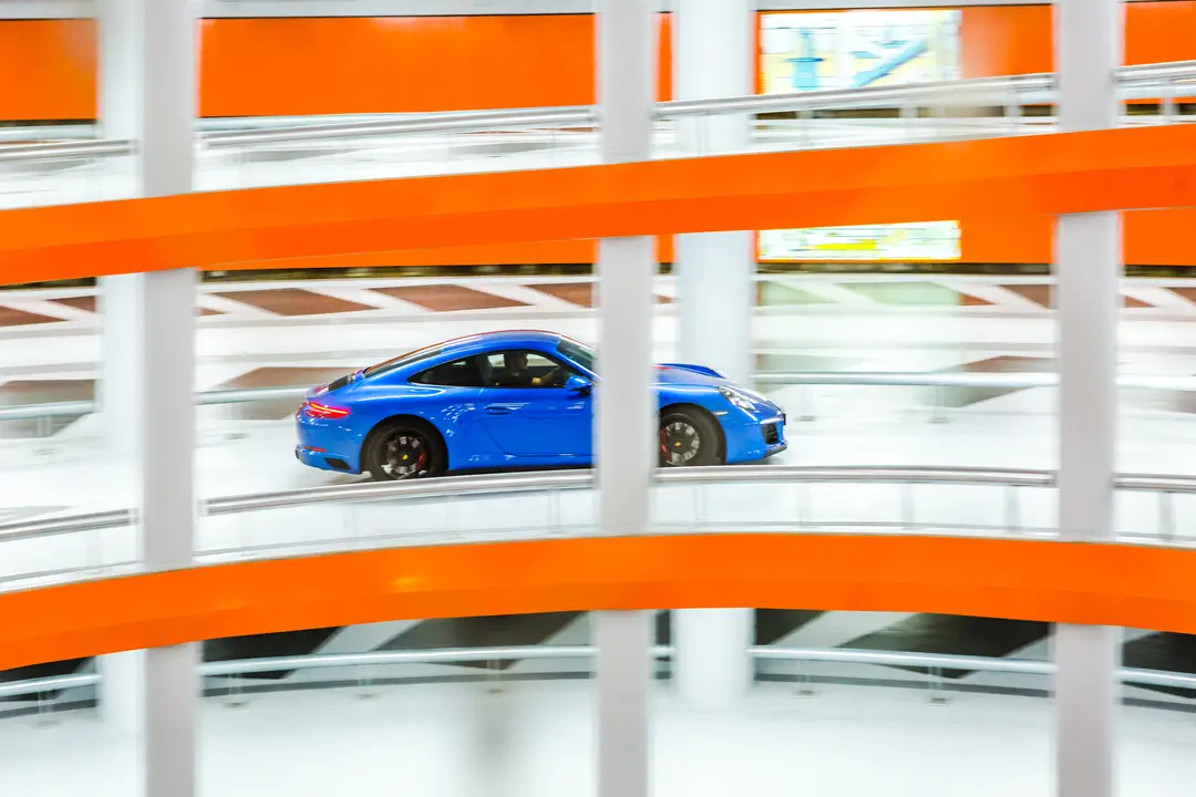 porsche 0786 jroest lowres