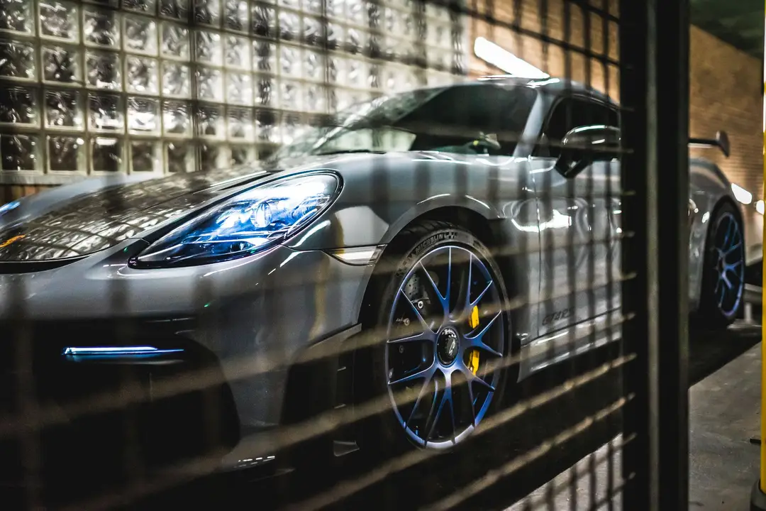 porsche cayman gt4 rs fhm19
