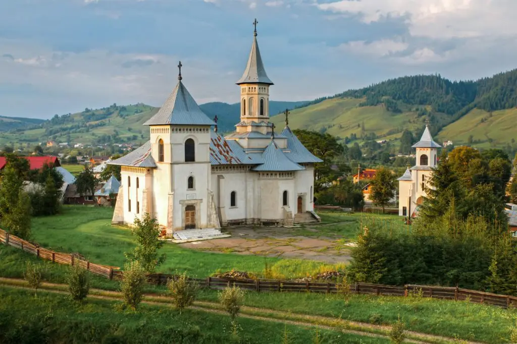 romania a airbnb 20 for 2020 1024x682