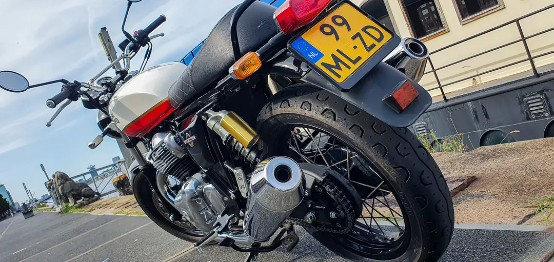 royal enfield interceptor fhm09