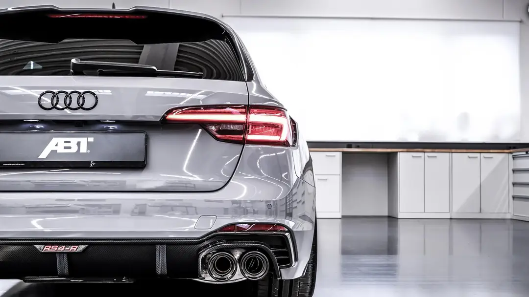 rs4 r 3