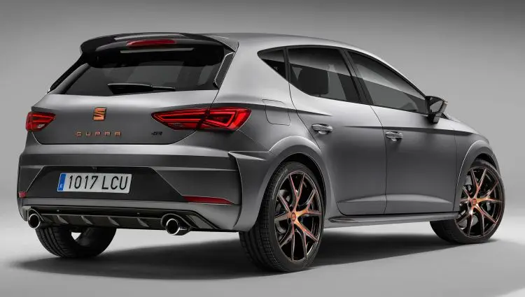seat leon cupra r iaa 2017 1