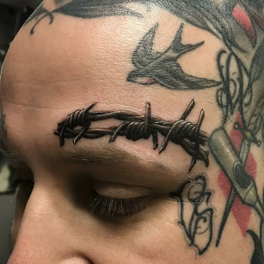 the tattoo artist makes hyper realistic tattoos that look more like they were printed on the skin 6001507f4f77b 880