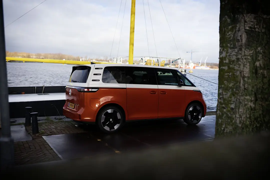 volkswagen idbuzz fhm08