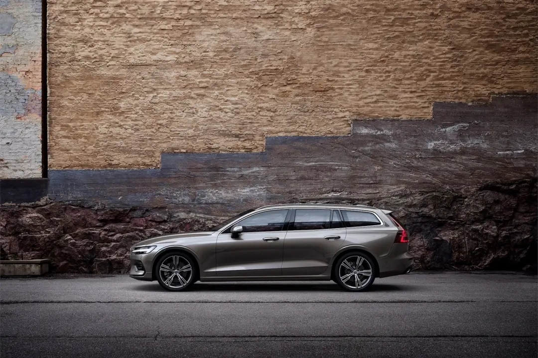 volvo v60 fhm 19