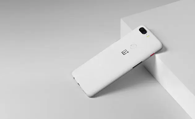 white005