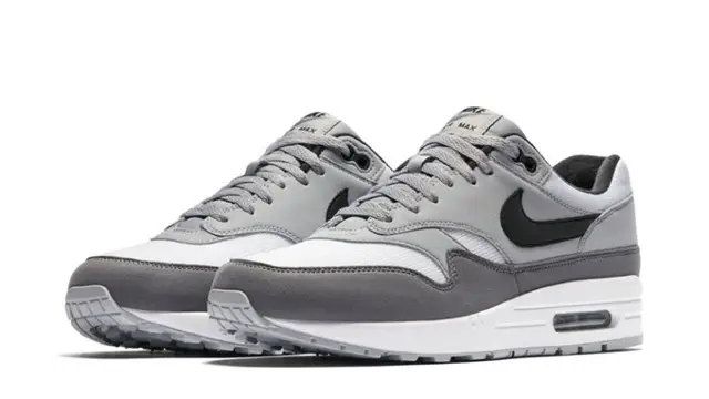 wolf grey