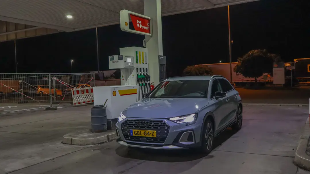 Nog een laatste keer tanken voor onze terugreis naar Rotterdam