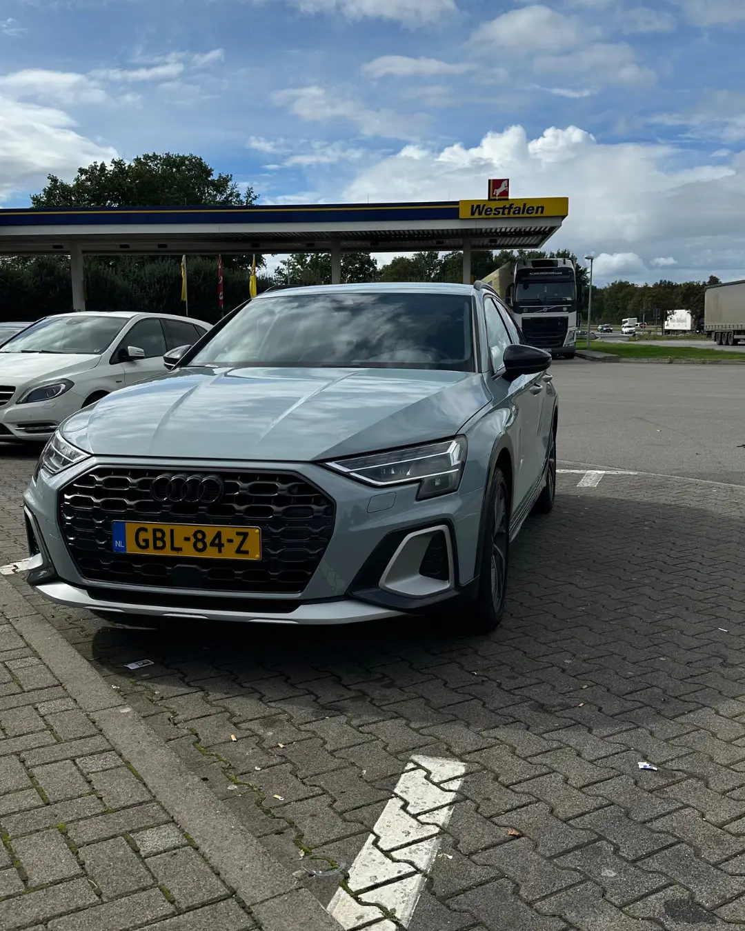 Effe bijtanken met de Audi A3 Allstreet