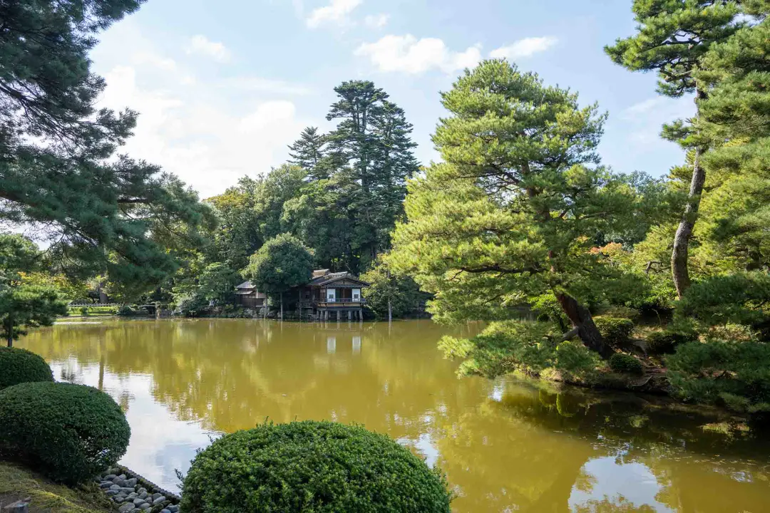 hokuriku japan cr web 04640