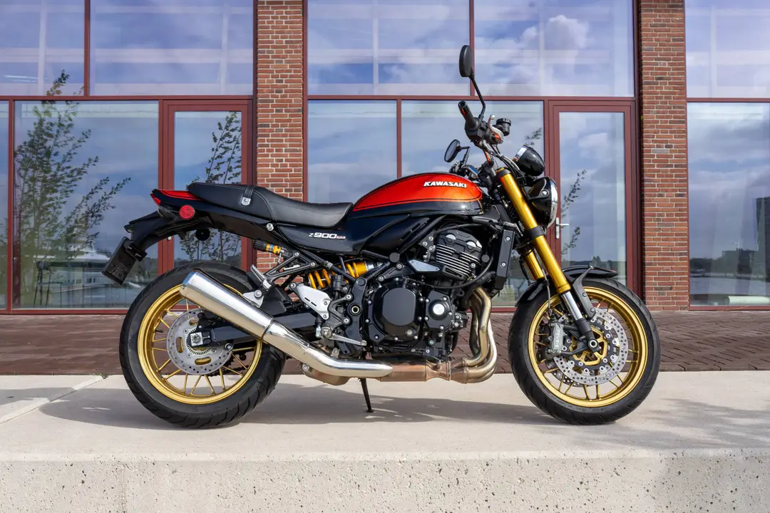 Kawasaki Z900 RS_FHM_Bewerkt_CR_WEB-02031